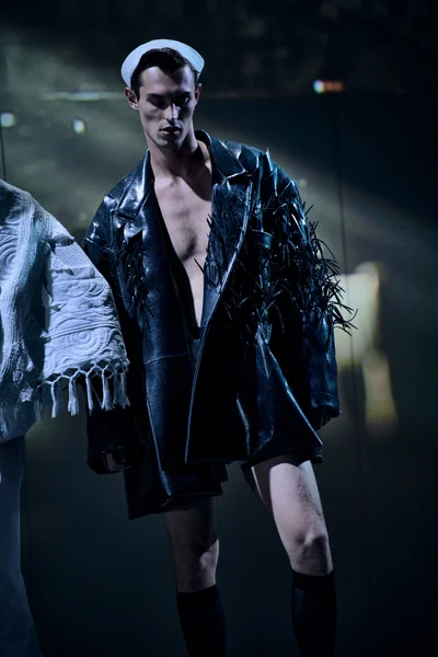 Look 56
